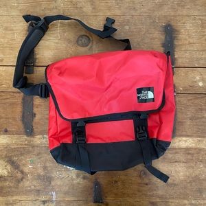 The North Face Messenger Bag